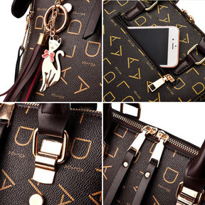 Bolsa Feminina em Couro Le Charme Félin™ + Chaveiro Glamour de Brinde